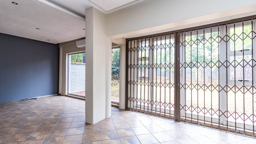 7 Bedroom Property for Sale in Safari Gardens North West